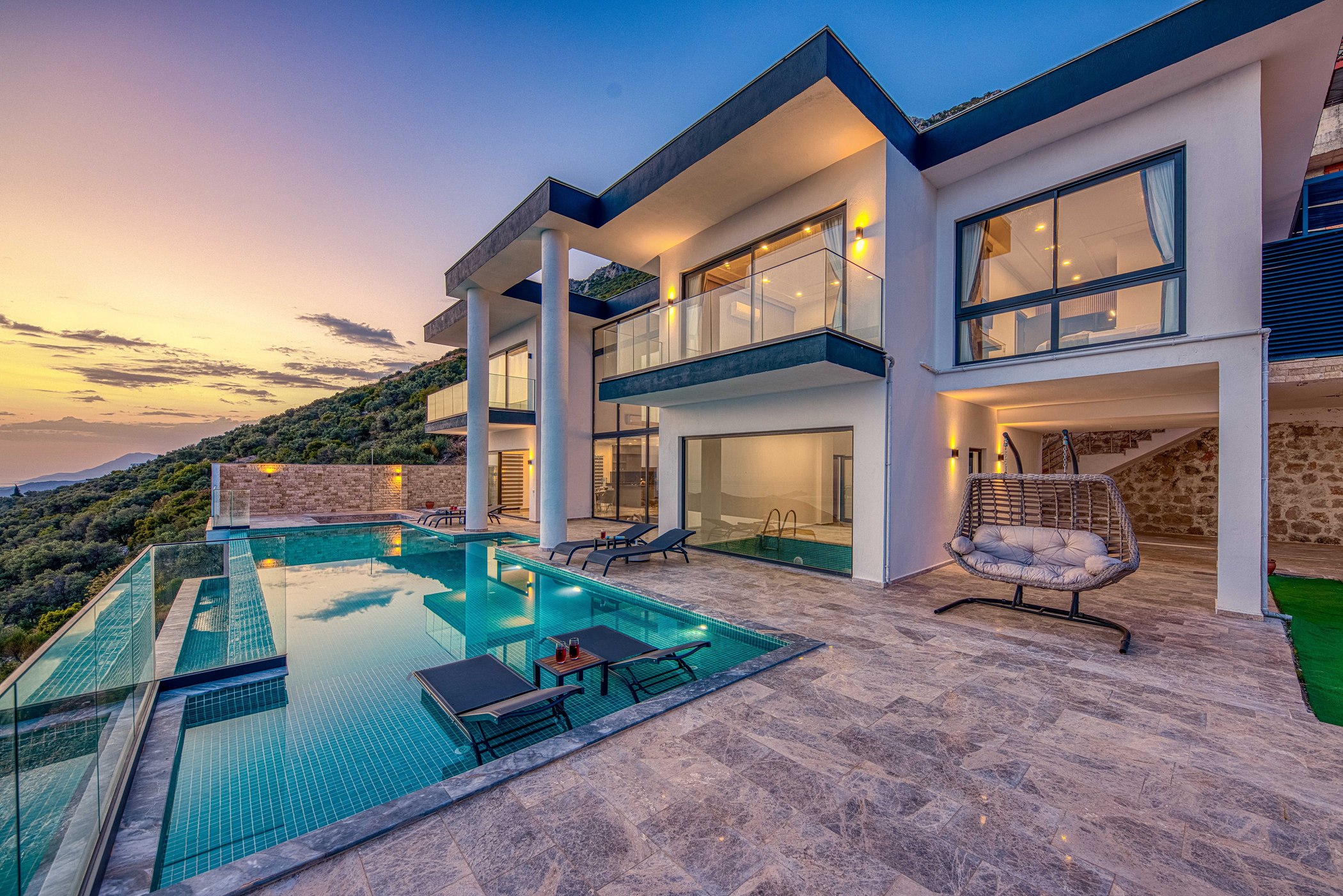 Contemporary architecture and living space